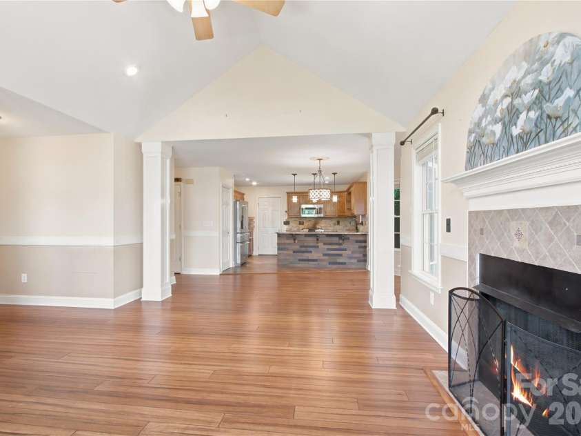 4795 Mountain Run Drive, Lenoir, NC 28645.  MLS# CAR4397442, YatesRealty ID 36133. 