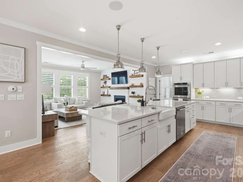 1086 Weir Court, Fort Mill, SC 29708.  MLS# CAR4395947, YatesRealty ID 36136. 