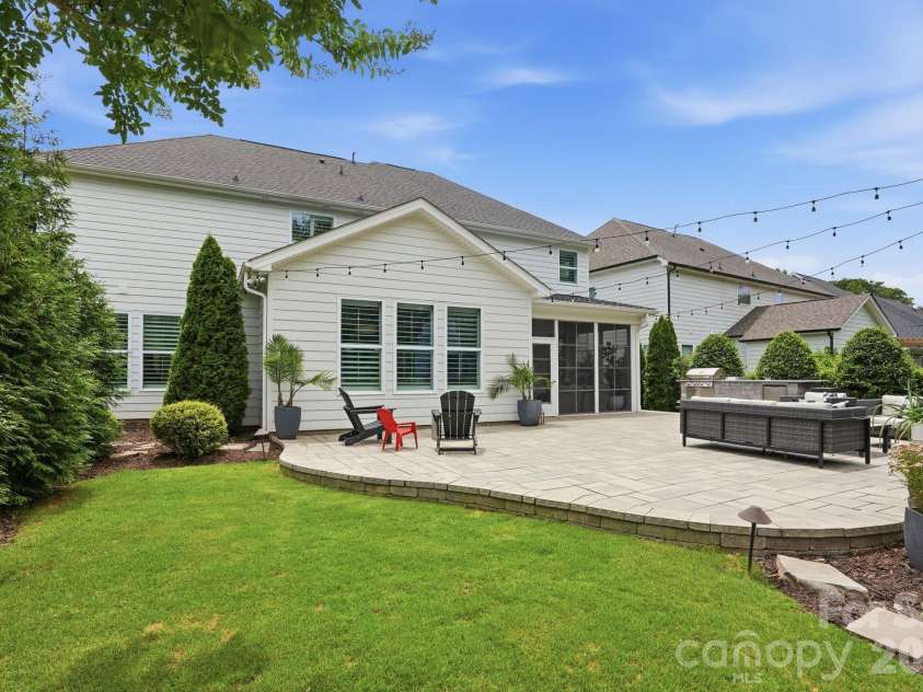 1086 Weir Court, Fort Mill, SC 29708.  MLS# CAR4395947, YatesRealty ID 36136. 
