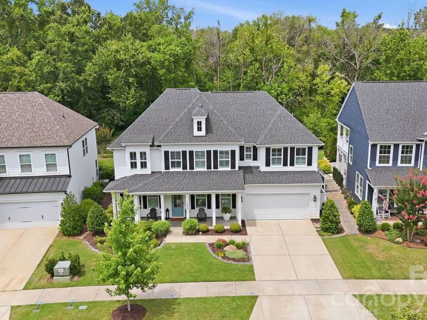 1086 Weir Court, Fort Mill, SC 29708.  MLS# CAR4395947, YatesRealty ID 36136. 