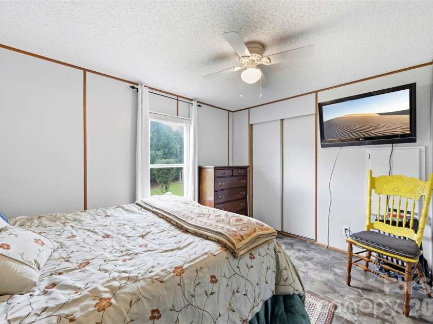 2143 Templeton Road, Clover, SC 29710.  MLS# CAR4398343, YatesRealty ID 36137. 