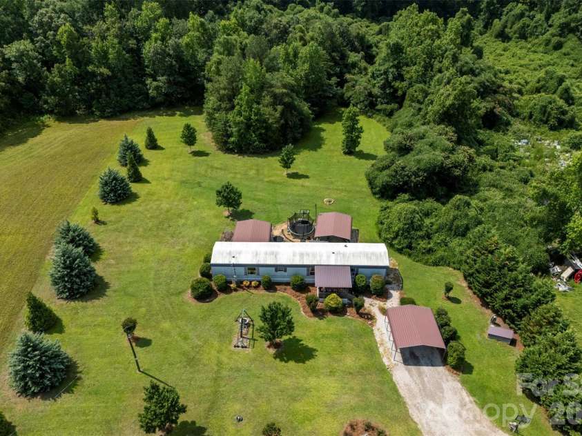2143 Templeton Road, Clover, SC 29710.  MLS# CAR4398343, YatesRealty ID 36137. 