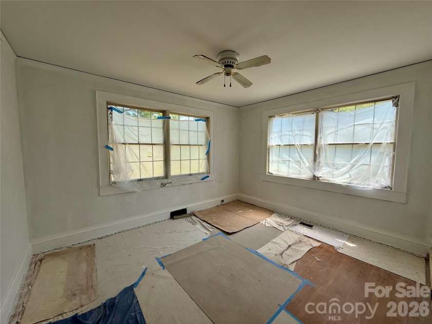 1400 Central Drive, Kannapolis, NC 28083.  MLS# CAR4400928, YatesRealty ID 36140. 