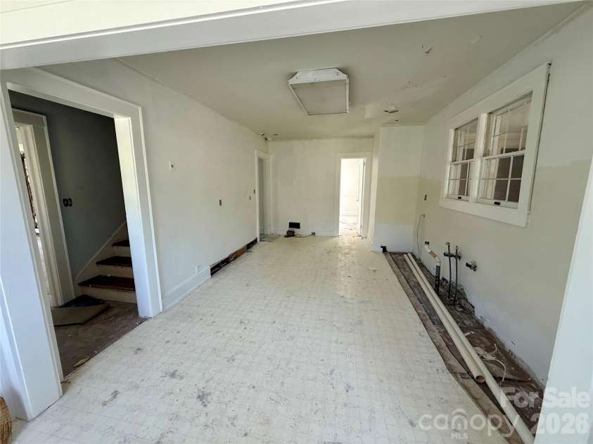 1400 Central Drive, Kannapolis, NC 28083.  MLS# CAR4400928, YatesRealty ID 36140. 