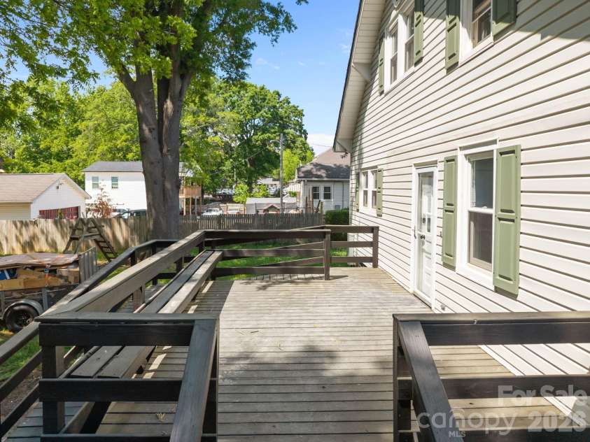 2407 Main Street, Kannapolis, NC 28081.  MLS# CAR4400941, YatesRealty ID 36141. 