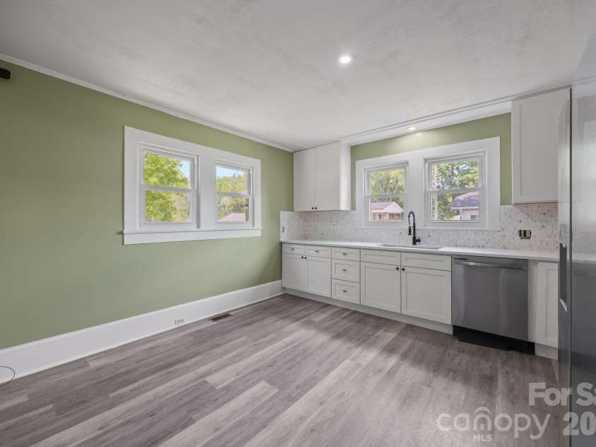 2407 Main Street, Kannapolis, NC 28081.  MLS# CAR4400941, YatesRealty ID 36141. 