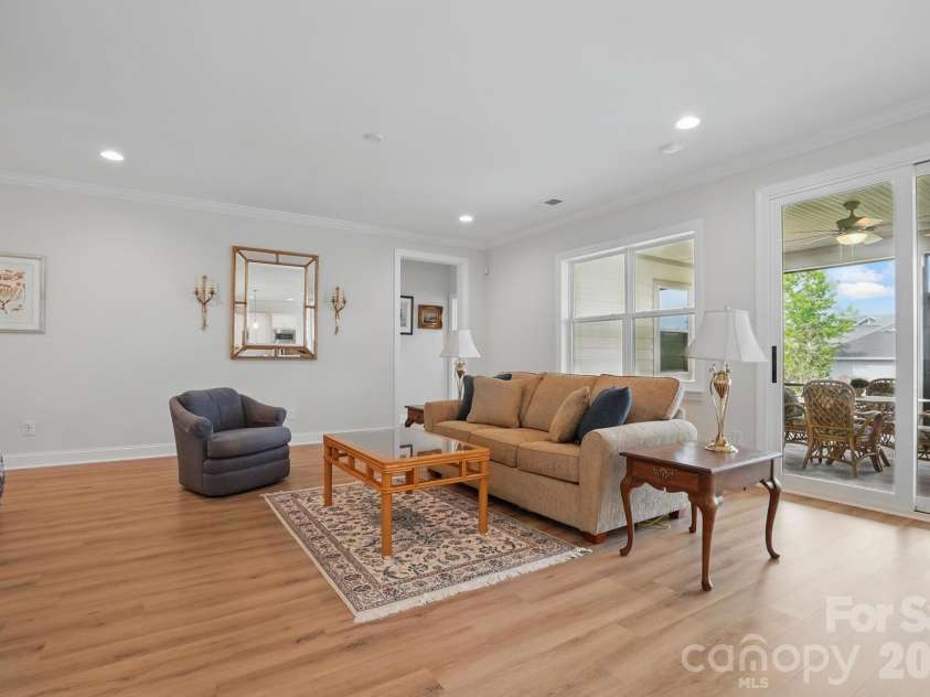 5247 Looking Glass Trail, Denver, NC 28037.  MLS# CAR4399155, YatesRealty ID 36142. 
