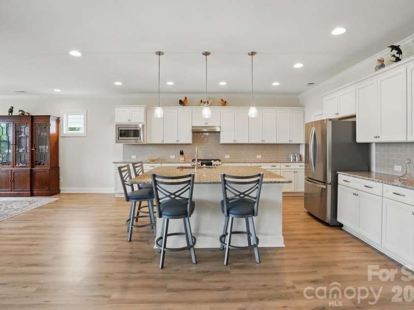 5247 Looking Glass Trail, Denver, NC 28037.  MLS# CAR4399155, YatesRealty ID 36142. 