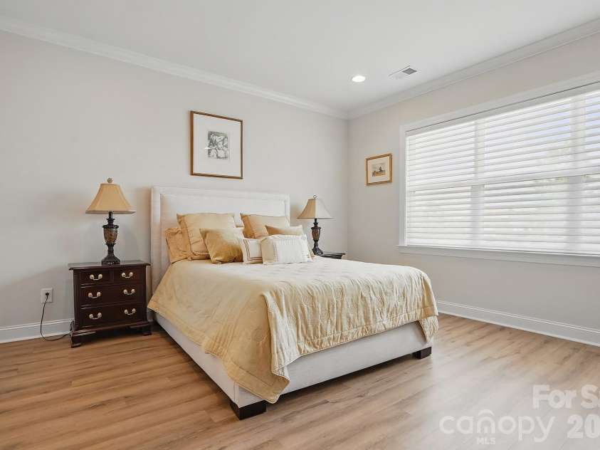 5247 Looking Glass Trail, Denver, NC 28037.  MLS# CAR4399155, YatesRealty ID 36142. 
