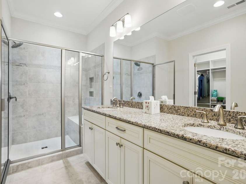 5247 Looking Glass Trail, Denver, NC 28037.  MLS# CAR4399155, YatesRealty ID 36142. 