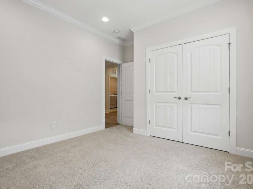 5247 Looking Glass Trail, Denver, NC 28037.  MLS# CAR4399155, YatesRealty ID 36142. 