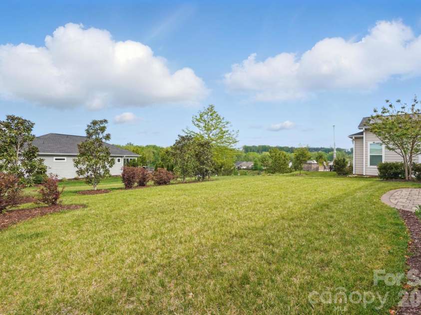 5247 Looking Glass Trail, Denver, NC 28037.  MLS# CAR4399155, YatesRealty ID 36142. 