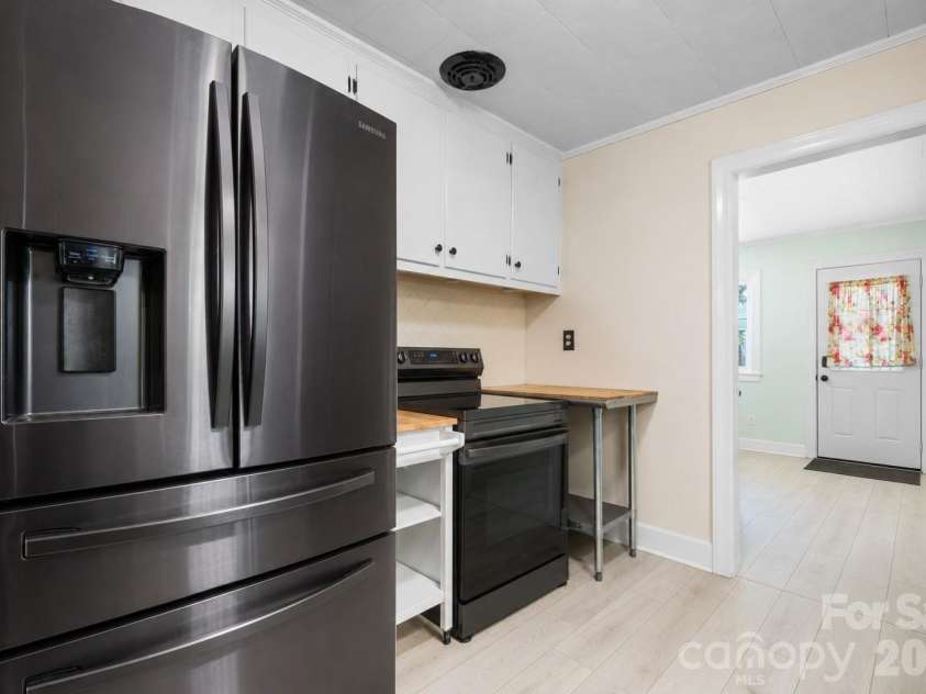 2981 East Maiden Road, Maiden, NC 28650.  MLS# CAR4400803, YatesRealty ID 36143. Virtually staged