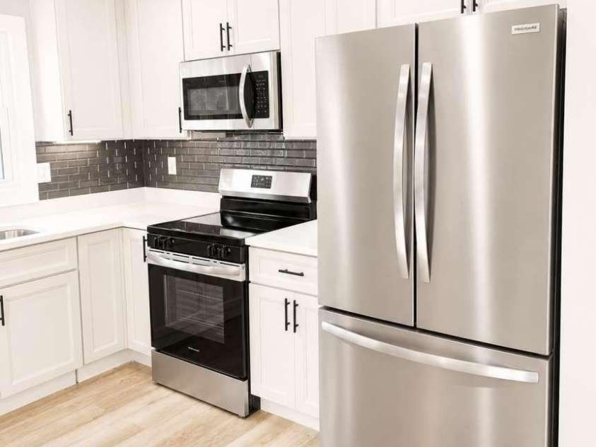 9113 Darius Court, Charlotte, NC 28227.  MLS# CAR4401050, YatesRealty ID 36144. 