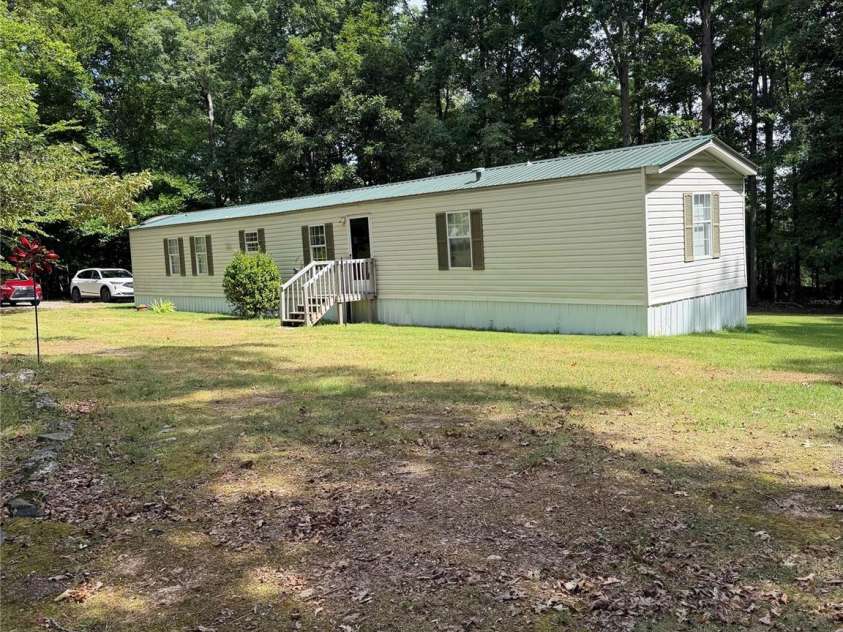 556 Gilbert Road, Columbus, NC 28722.  MLS# CAR4402949, YatesRealty ID 36145. 