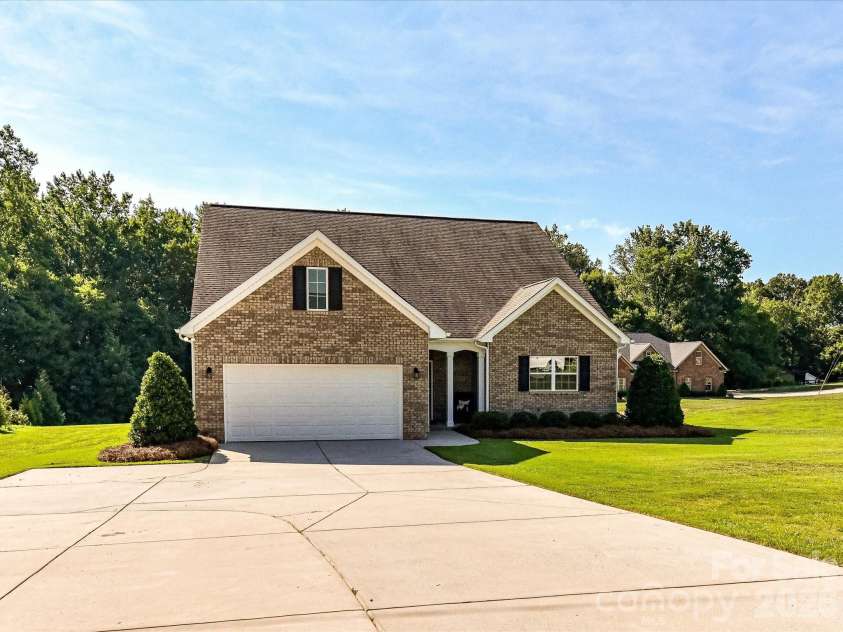 5912 Sikes Mill Road, Monroe, NC 28110.  MLS# CAR4402953, YatesRealty ID 36146. 