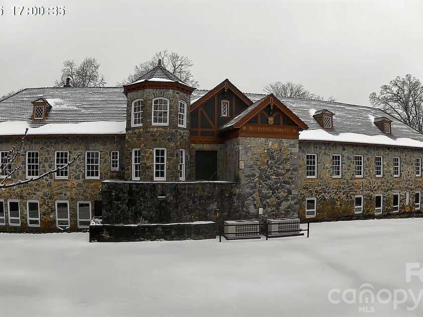 330 Carolina Drive, Tryon, NC 28782.  MLS# CAR4402974, YatesRealty ID 36149. 