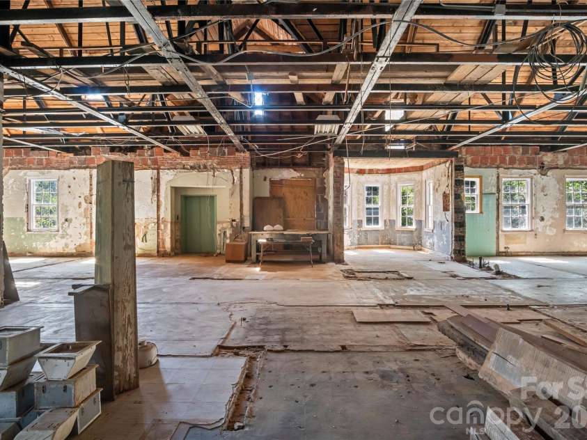 330 Carolina Drive, Tryon, NC 28782.  MLS# CAR4402974, YatesRealty ID 36149. 