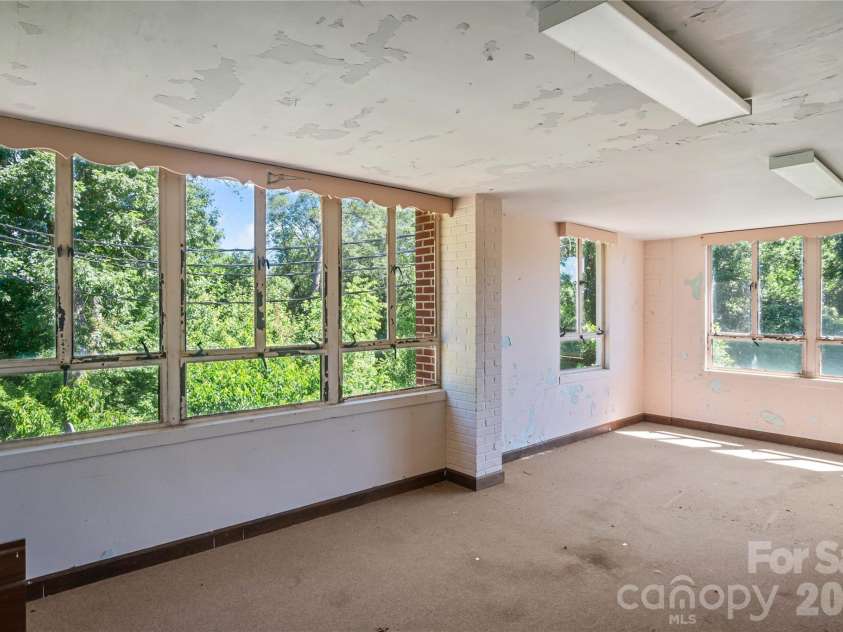 330 Carolina Drive, Tryon, NC 28782.  MLS# CAR4402974, YatesRealty ID 36149. 