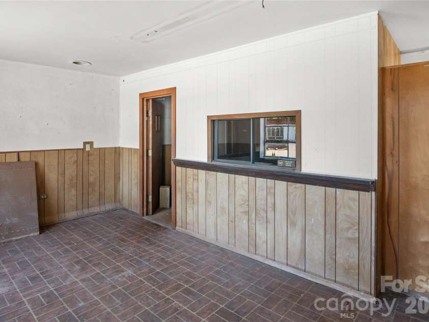 330 Carolina Drive, Tryon, NC 28782.  MLS# CAR4402974, YatesRealty ID 36149. 