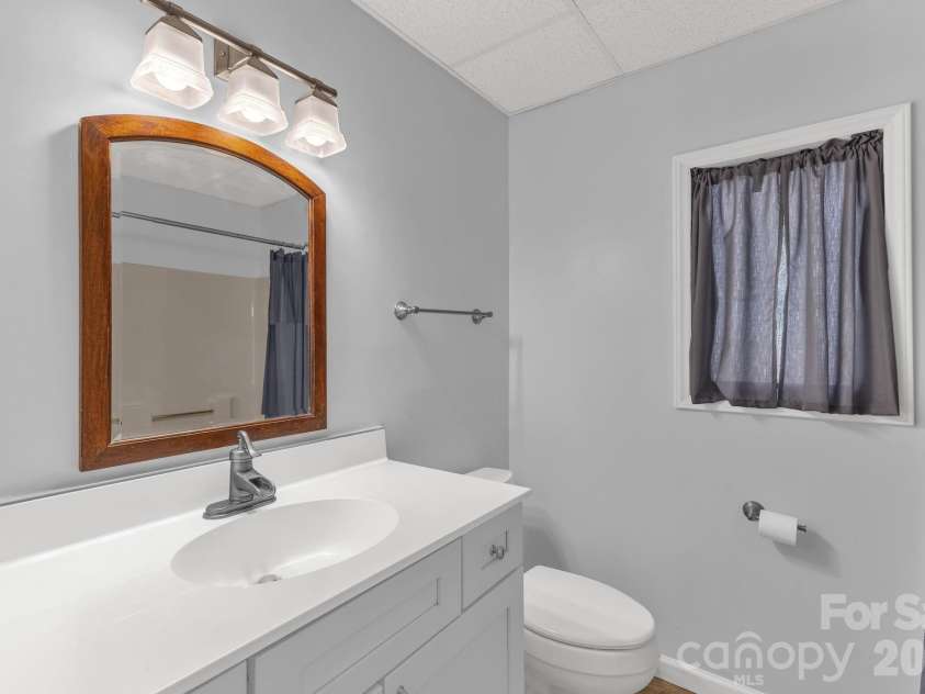 11 Poplar Drive, Mills River, NC 28759.  MLS# CAR4333561, YatesRealty ID 3615. Lower level full bath