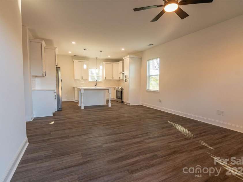 719 Smith Street, Shelby, NC 28150.  MLS# CAR4312792, YatesRealty ID 3615. 