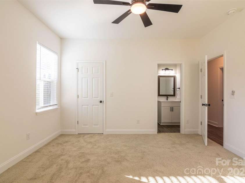 719 Smith Street, Shelby, NC 28150.  MLS# CAR4312792, YatesRealty ID 3615. 