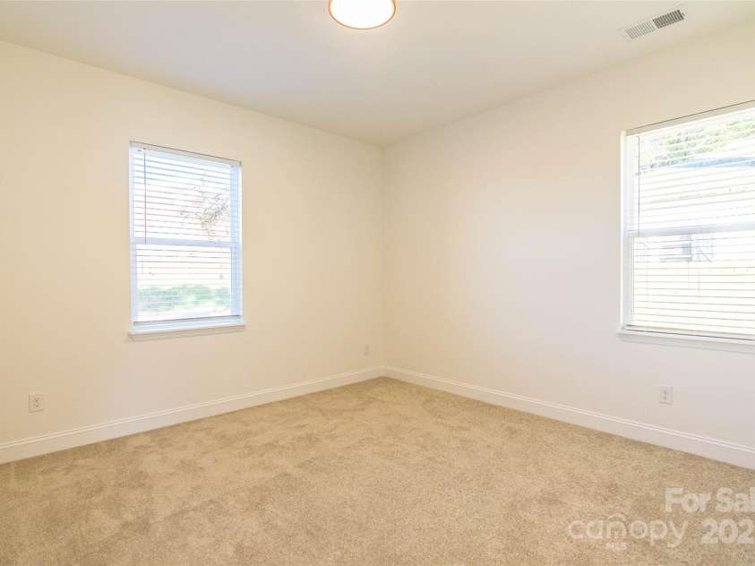 719 Smith Street, Shelby, NC 28150.  MLS# CAR4312792, YatesRealty ID 3615. 