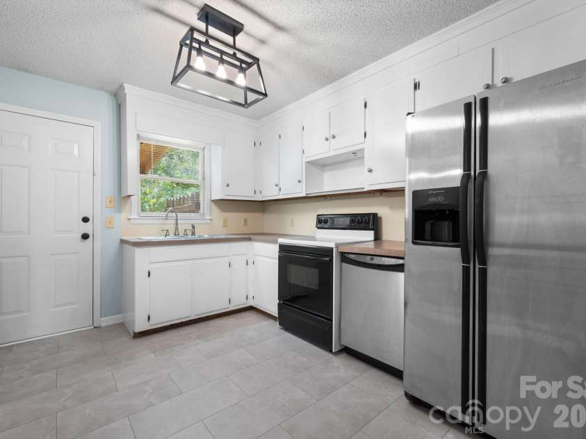 3579 High West Drive, Lenoir, NC 28645.  MLS# CAR4402993, YatesRealty ID 36151. 