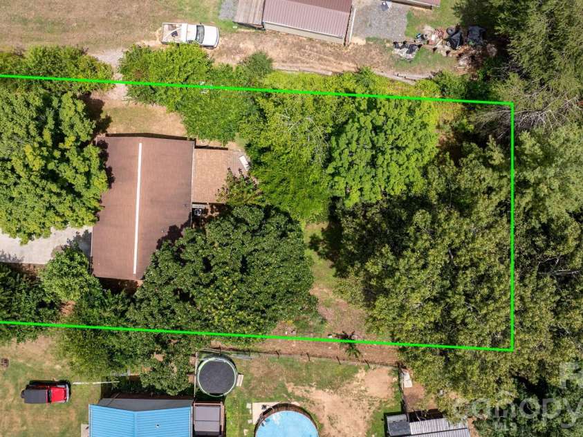 3579 High West Drive, Lenoir, NC 28645.  MLS# CAR4402993, YatesRealty ID 36151. 