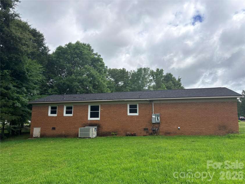 620 Baker Place Road, Lancaster, SC 29720.  MLS# CAR4403016, YatesRealty ID 36152. Rear
