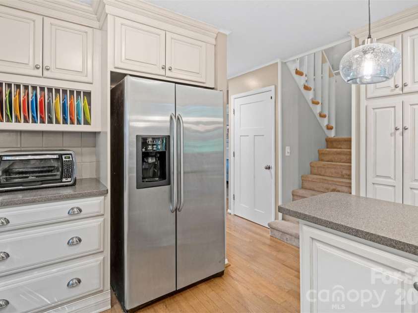 55 Overlook Drive, Candler, NC 28715.  MLS# CAR4403012, YatesRealty ID 36153. 