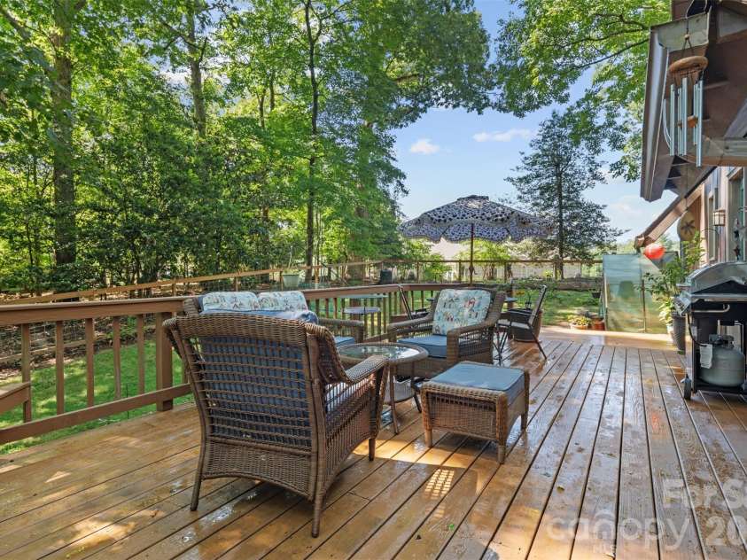 55 Overlook Drive, Candler, NC 28715.  MLS# CAR4403012, YatesRealty ID 36153. 