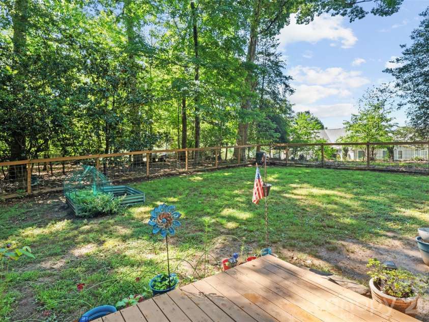 55 Overlook Drive, Candler, NC 28715.  MLS# CAR4403012, YatesRealty ID 36153. Large level yard space