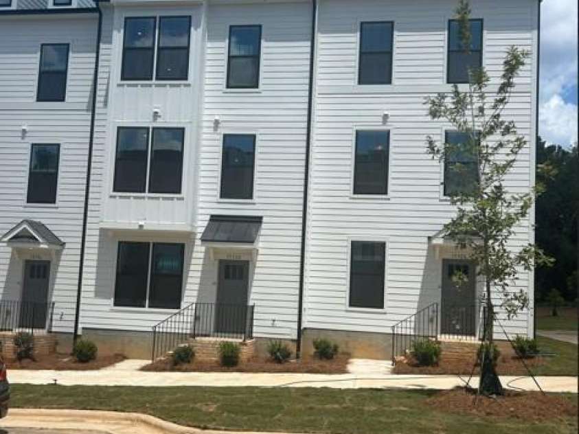 3011 Pointe Town Drive, Charlotte, NC 28208.  MLS# CAR4403013, YatesRealty ID 36154. Representative Photo