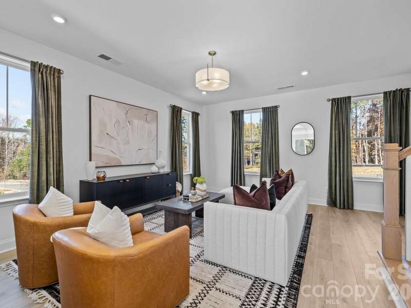 3011 Pointe Town Drive, Charlotte, NC 28208.  MLS# CAR4403013, YatesRealty ID 36154. Representative PhotoLiving Room