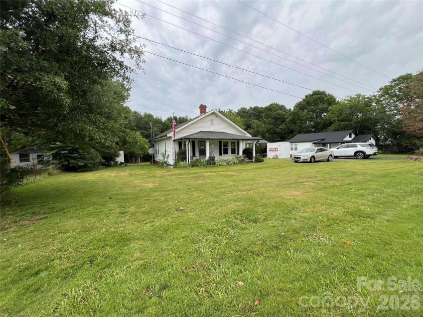 473 Boss Moore Road, Ellenboro, NC 28040.  MLS# CAR4401988, YatesRealty ID 36156. 