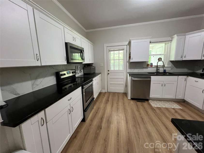 473 Boss Moore Road, Ellenboro, NC 28040.  MLS# CAR4401988, YatesRealty ID 36156. 