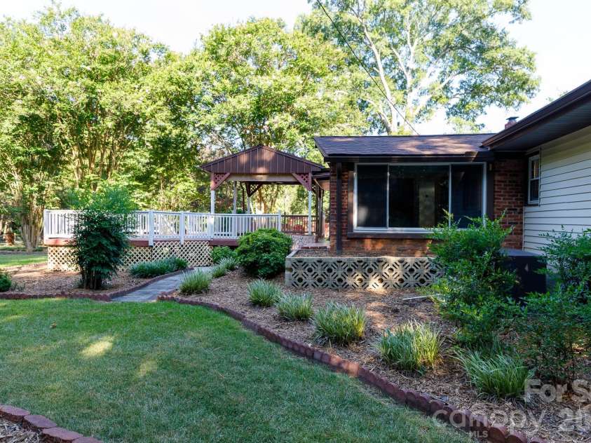 756 Old Richburg Road, Chester, SC 29706.  MLS# CAR4403019, YatesRealty ID 36157. 