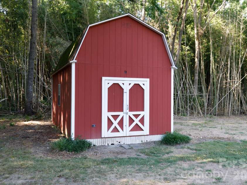 756 Old Richburg Road, Chester, SC 29706.  MLS# CAR4403019, YatesRealty ID 36157. 