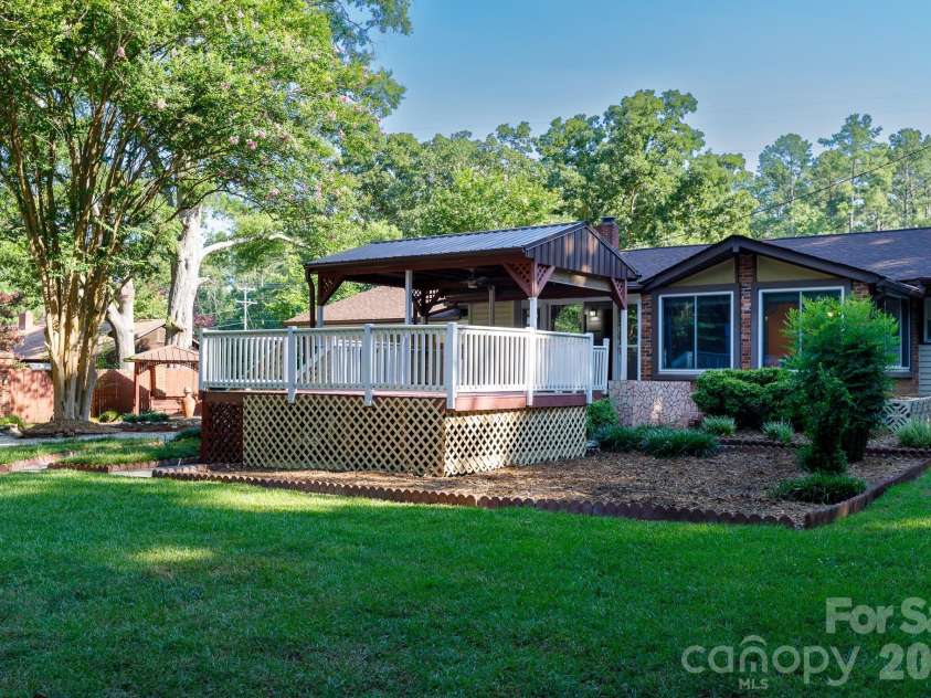 756 Old Richburg Road, Chester, SC 29706.  MLS# CAR4403019, YatesRealty ID 36157. 
