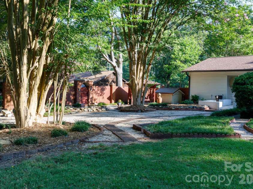 756 Old Richburg Road, Chester, SC 29706.  MLS# CAR4403019, YatesRealty ID 36157. 