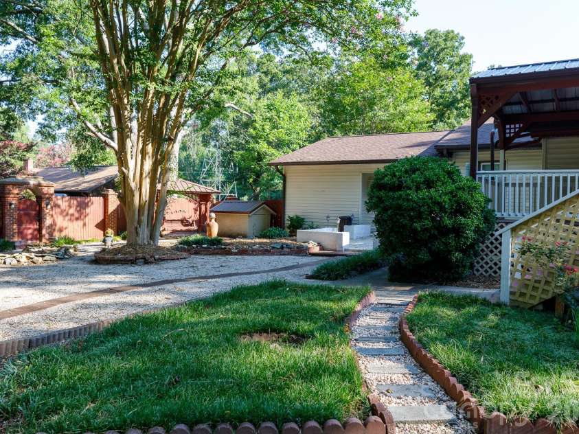 756 Old Richburg Road, Chester, SC 29706.  MLS# CAR4403019, YatesRealty ID 36157. 
