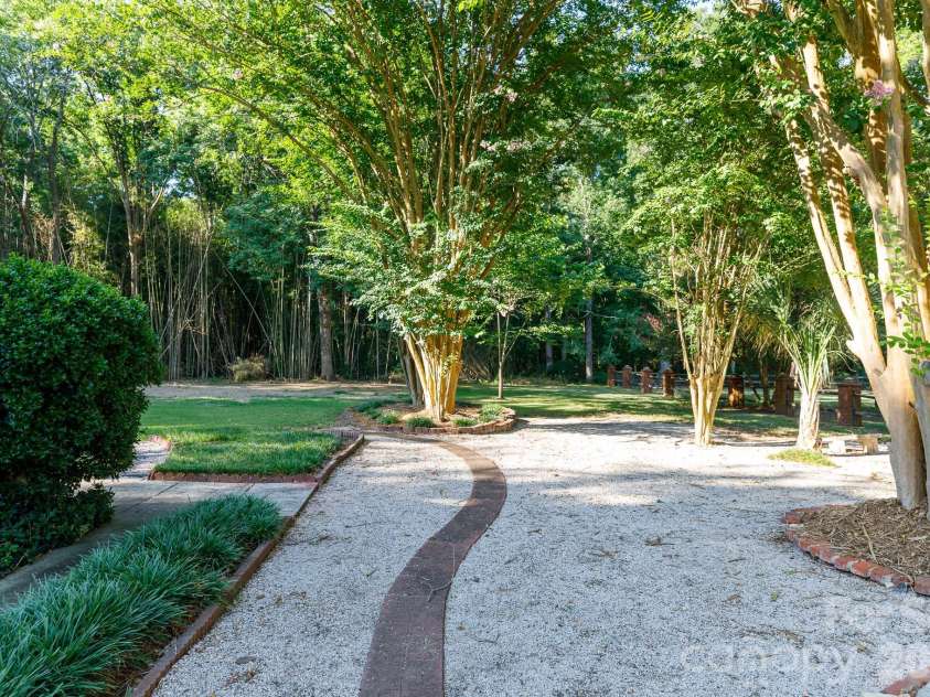 756 Old Richburg Road, Chester, SC 29706.  MLS# CAR4403019, YatesRealty ID 36157. 