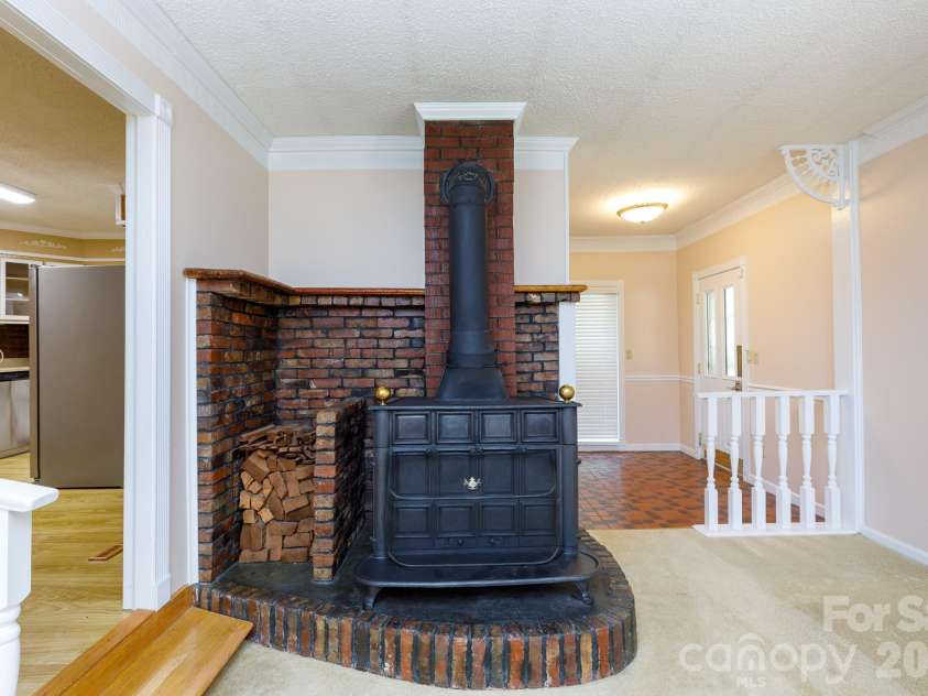 756 Old Richburg Road, Chester, SC 29706.  MLS# CAR4403019, YatesRealty ID 36157. 