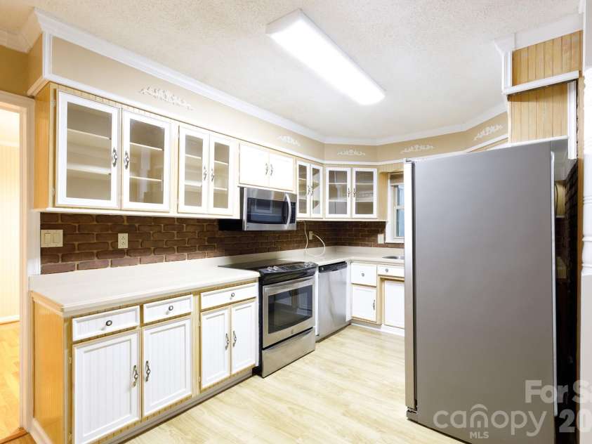 756 Old Richburg Road, Chester, SC 29706.  MLS# CAR4403019, YatesRealty ID 36157. 