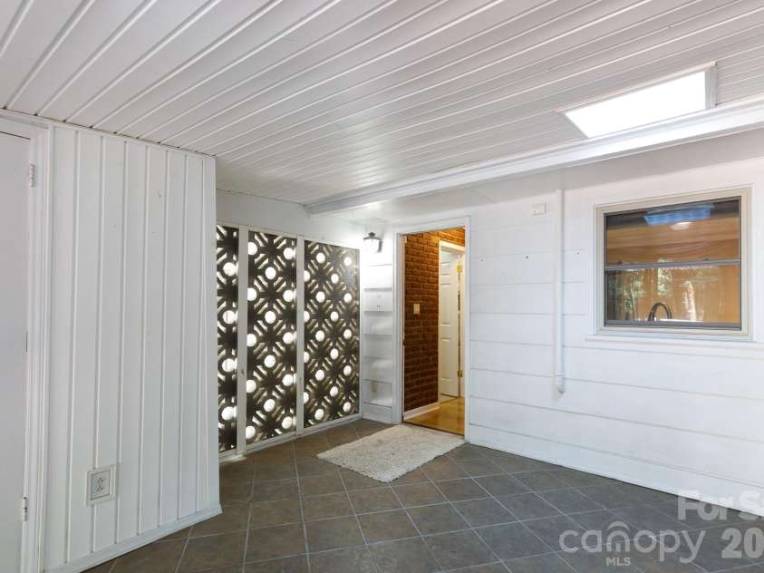 756 Old Richburg Road, Chester, SC 29706.  MLS# CAR4403019, YatesRealty ID 36157. 