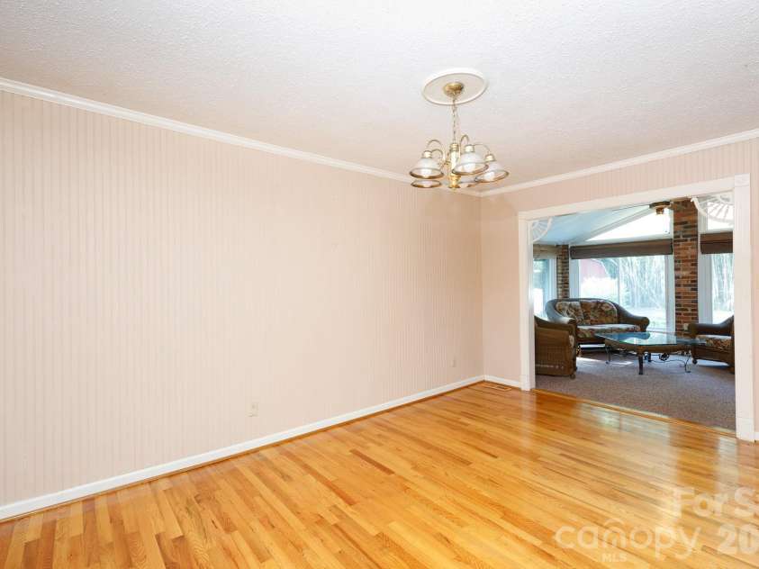 756 Old Richburg Road, Chester, SC 29706.  MLS# CAR4403019, YatesRealty ID 36157. 