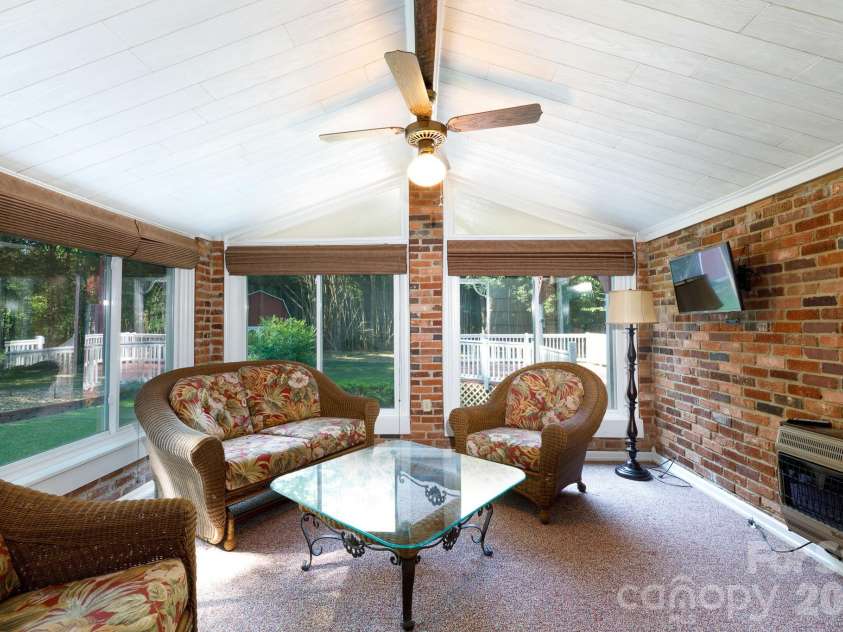 756 Old Richburg Road, Chester, SC 29706.  MLS# CAR4403019, YatesRealty ID 36157. 