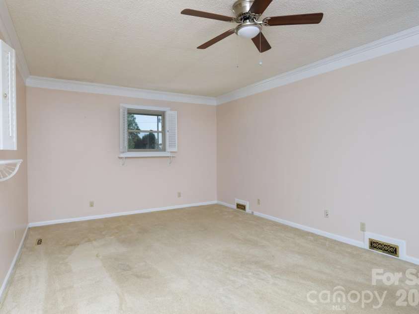 756 Old Richburg Road, Chester, SC 29706.  MLS# CAR4403019, YatesRealty ID 36157. 